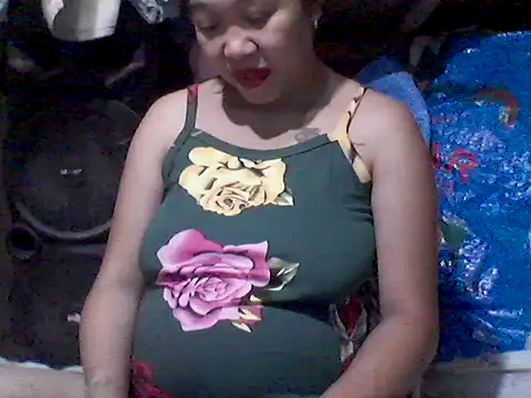 Snapshot of maypah chatting on 12, 4, 2026 maypah online show from 12, 4, 2026