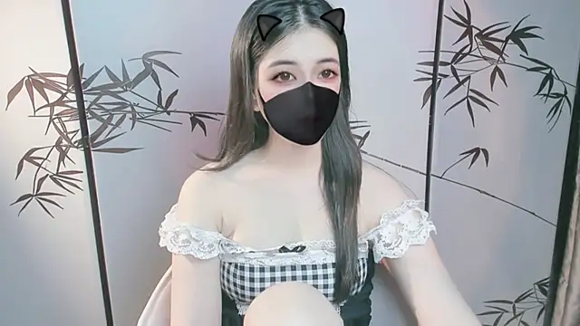 Snapshot of Sparkly_Candy chatting on 6, 11, 2025 Sparkly Candy online show from 6, 11, 2025