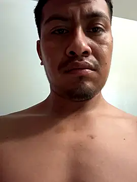 Snapshot of juniorl1 chatting on 25, 9, 2025 juniorl1 online show from 25, 9, 2025