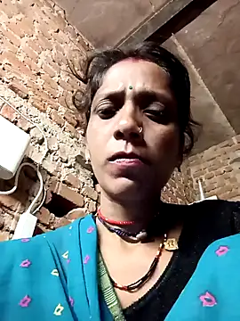 Snapshot of Xx_pooja chatting on 4, 10, 2025 Xx pooja online show from 4, 10, 2025