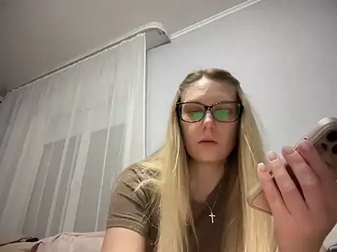 Snapshot of NikexPretty chatting on 11, 5, 2026 NikexPretty online show from 11, 5, 2026