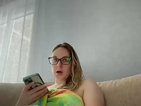 Snapshot of NikexPretty chatting on 3, 6, 2026 NikexPretty online show from 3, 6, 2026