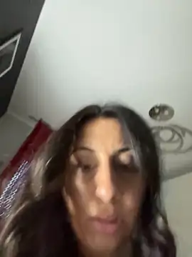 BabyLeopard online show from 5, 11, 2025