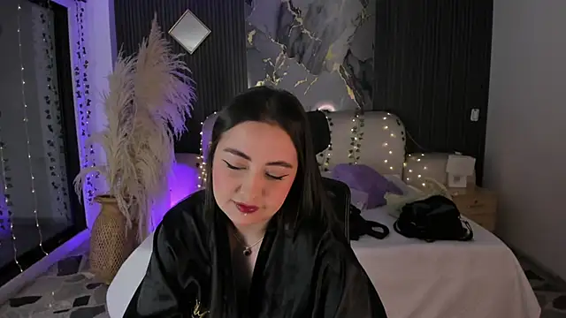 SarahCastro1  online show from 13, 2, 2026