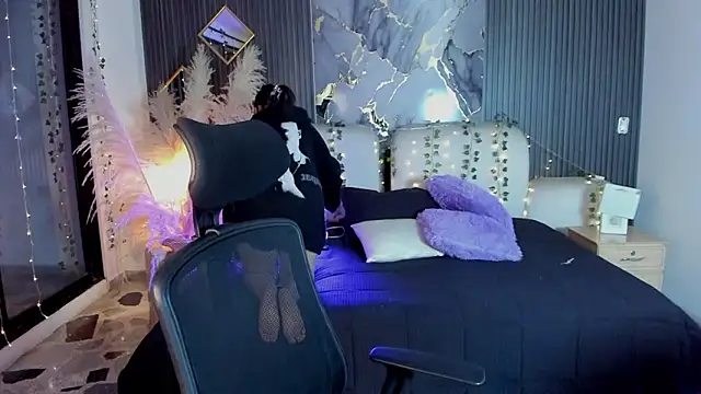 SarahCastro1  online show from 25, 2, 2026