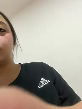 SarahCastro1  online show from 4, 7, 2026