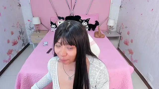 Snapshot of SafiroAgataaa chatting on 19, 11, 2025 SafiroAgataaa online show from 19, 11, 2025