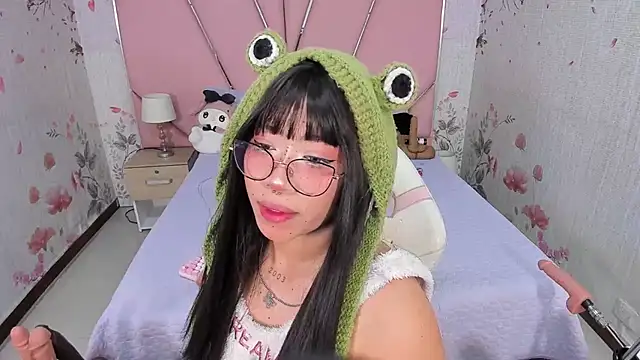 Snapshot of SafiroAgataaa chatting on 27, 11, 2025 SafiroAgataaa online show from 27, 11, 2025