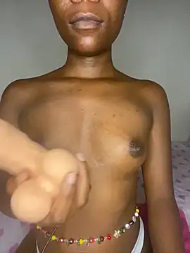 Crazyqueenxxx online show from 14, 10, 2025