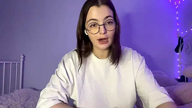 HoneyMist online show from 25, 11, 2025