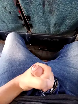 Snapshot of JeremyHylion chatting on 17, 12, 2025 JeremyHylion online show from 17, 12, 2025