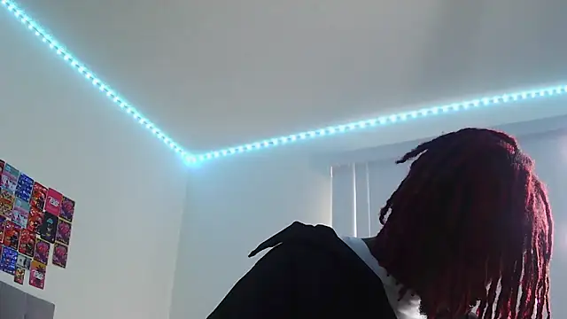 Snapshot of risktakinndolo chatting on 14, 10, 2025 risktakinndolo online show from 14, 10, 2025