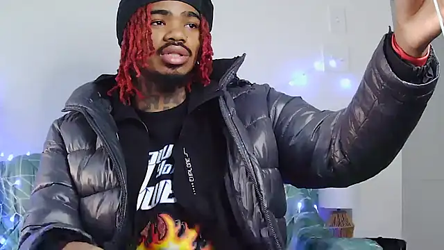 Snapshot of risktakinndolo chatting on 17, 11, 2025 risktakinndolo online show from 17, 11, 2025