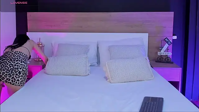 MiaTaylorSweet online show from 18, 1, 2026