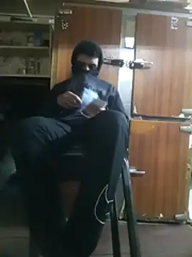 Snapshot of boy_arabe_20 chatting on 18, 2, 2026 boy arabe 20 online show from 18, 2, 2026