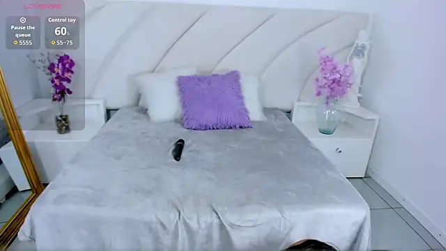 VeraGarnier online show from 25, 10, 2025