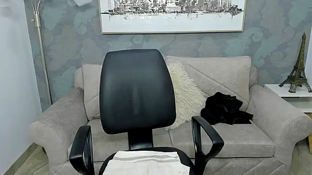 Snapshot of Lucia_jane chatting on 15, 12, 2025 Lucia jane online show from 15, 12, 2025