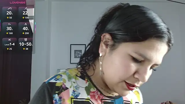 Snapshot of SammySmall_F_w chatting on 9, 2, 2026 SammySmall F w online show from 9, 2, 2026