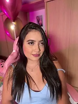 Emiily Moore1 online show from 4, 2, 2026