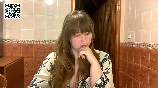 MaroonMoon  online show from 24, 10, 2025