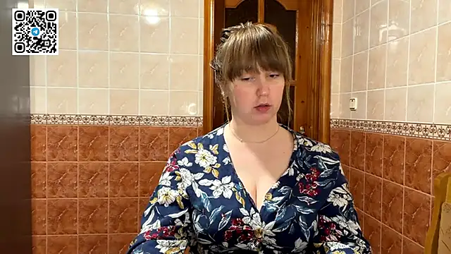 MaroonMoon  online show from 12, 2, 2026