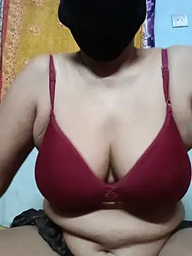 Snapshot of Ruhicute chatting on 6, 7, 2026 Ruhicute online show from 6, 7, 2026
