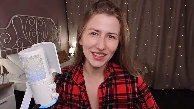 VesperaCeleste online show from 9, 11, 2025