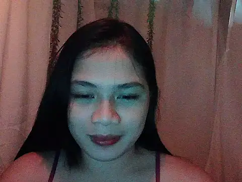 Snapshot of Zachariah_05 chatting on 2, 11, 2025 Zachariah 05 online show from 2, 11, 2025