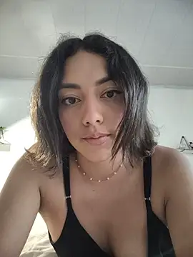 Snapshot of WendySuns_ chatting on 9, 7, 2026 WendySuns online show from 9, 7, 2026