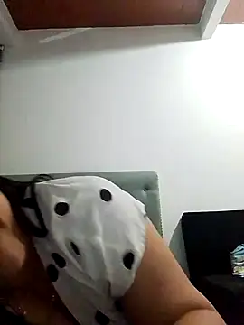 Snapshot of tiffany_Johnson1 chatting on 28, 9, 2025 tiffany Johnson1 online show from 28, 9, 2025