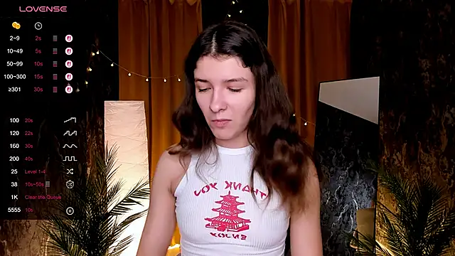 amy cute cat online show from 28, 11, 2025