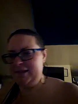 Yamiko42 online show from 14, 4, 2026