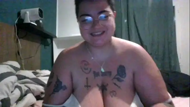 Snapshot of PirateXL chatting on 27, 4, 2026 PirateXL online show from 27, 4, 2026