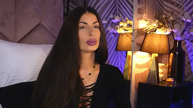 EvaRhea online show from 3, 11, 2025