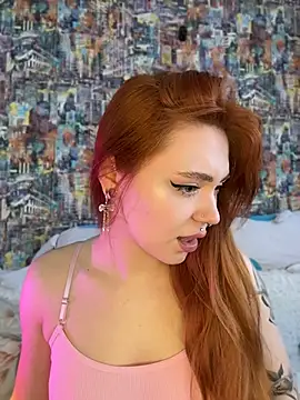 LunaMillie online show from 10, 4, 2026