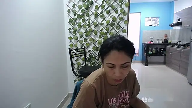 yohacriss online show from 20, 12, 2025