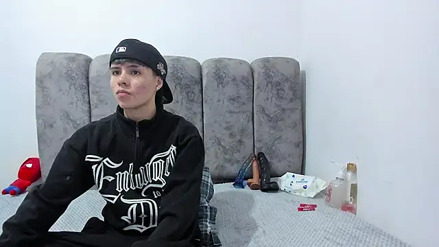 Snapshot of Bruno_Cruzz chatting on 24, 5, 2026 Bruno Cruzz online show from 24, 5, 2026