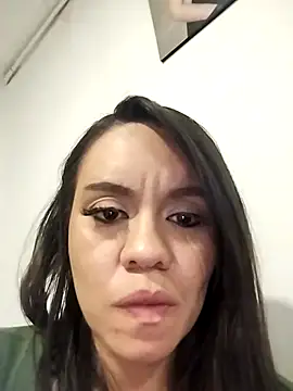 Snapshot of Sky_Junne chatting on 10, 9, 2025 Sky Junne online show from 10, 9, 2025