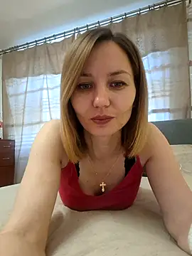 Snapshot of VeroLoverx chatting on 14, 4, 2026 VeroLoverx online show from 14, 4, 2026