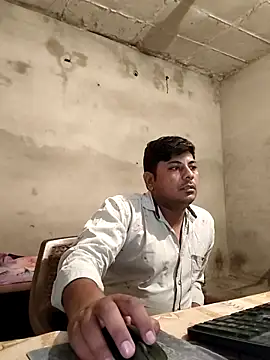 Snapshot of Ajmersingh335512 chatting on 7, 10, 2025 Ajmersingh335512 online show from 7, 10, 2025