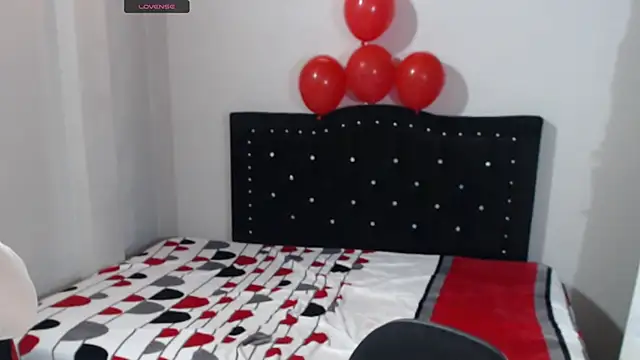 Coraline Playful online show from 31, 10, 2025