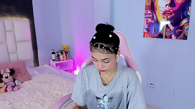 Snapshot of SammyRose_ chatting on 13, 10, 2025 SammyRose online show from 13, 10, 2025