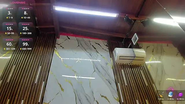 VictoriaDuart online show from 12, 4, 2026