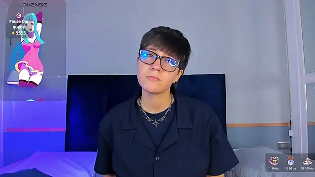 Tsuki Maru online show from 4, 12, 2025