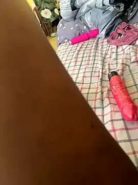 Snapshot of Dartthbaby chatting on 5, 11, 2025 Dartthbaby online show from 5, 11, 2025