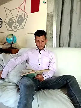 Snapshot of AlphaAlterX chatting on 23, 9, 2025 AlphaAlterX online show from 23, 9, 2025