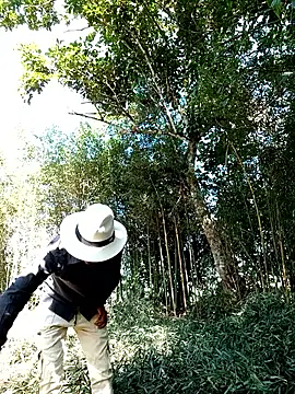 Snapshot of AlphaAlterX chatting on 26, 2, 2026 AlphaAlterX online show from 26, 2, 2026