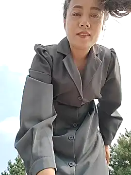 Snapshot of bingxin- chatting on 11, 9, 2025 bingxin- online show from 11, 9, 2025