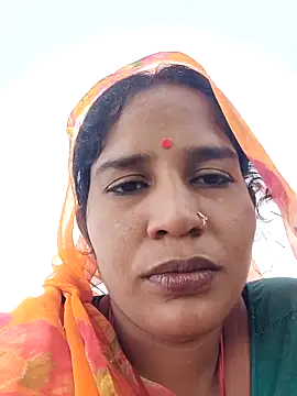Snapshot of Hot_Seema83 chatting on 10, 10, 2025 Hot Seema83 online show from 10, 10, 2025