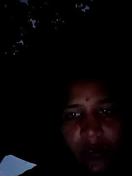 Snapshot of Hot_Seema83 chatting on 13, 10, 2025 Hot Seema83 online show from 13, 10, 2025